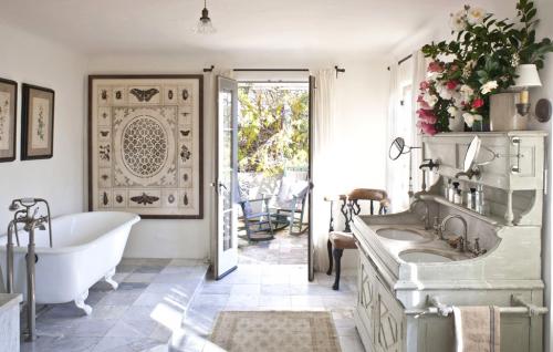 В стиле прованс домик. Основные черты и отличительные особенности 05