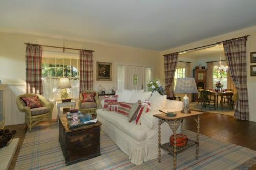 Дом в стиле деревенский. Стили интерьера