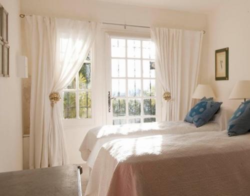 Шторы в русском стиле в деревенский дом. Шторы в стиле кантри