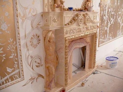 Какая лепнина лучше гипс или полиуретан. Гипсовая лепнина или полиуретан: что лучше?