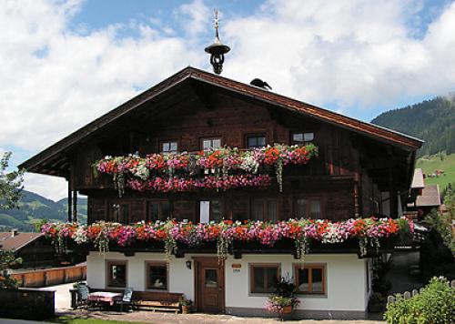 Дизайн интерьера в стиле шале. Чем отличается архитектура и стиль шале 16