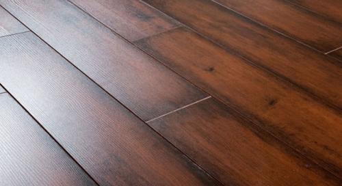 Уход за ламинатом с фаской. Ламинат с фаской: преимущества и недостатки