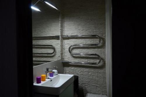 Отделка ванной комнаты камнем. Отделка ванной комнаты декоративным камнем 19