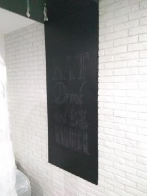 Роспись грифельной стены. Меловые и грифельные доски в жилом интерьере