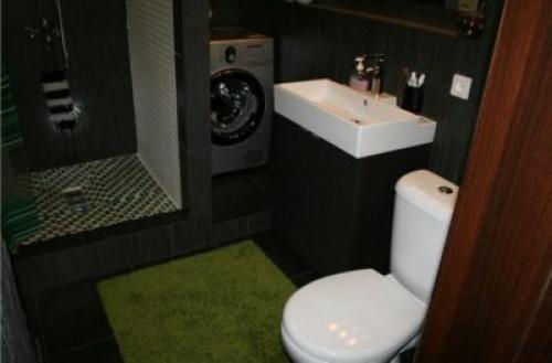 Не вмещается унитаз в совмещенном санузле. Зачем туалет совмещают с ванной