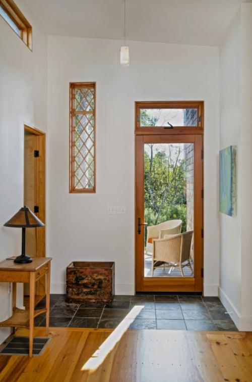 Тамбур в квартире. Тамбур в частном доме