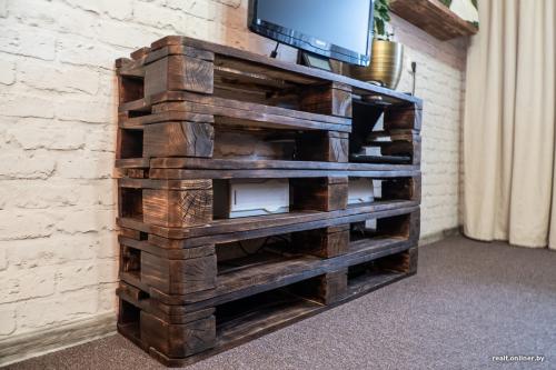 Полы в стиле лофт своими руками. Стойки, как в Jysk и кровать из поддонов