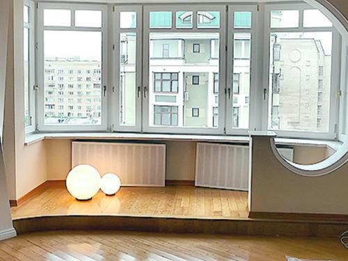 Как сделать балкон продолжением комнаты. Как законно и правильно объединить лоджию с комнатой