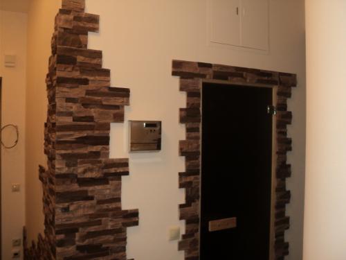 Стена под кирпич в квартире, как сделать. Как сделать имитацию кирпичной стены: краткий перечень способов 01