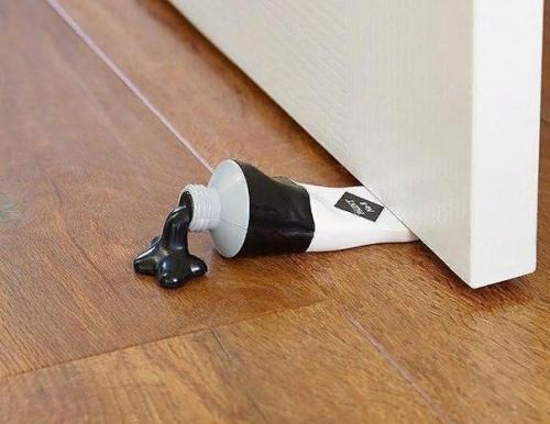 Забавные держатели для двери 04