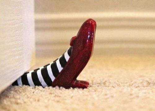 Забавные держатели для двери 01