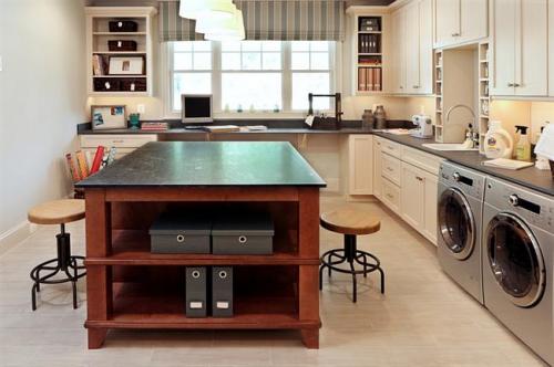 Постирочная комната в квартире маленькая. 10 самых популярных фото прачечных по версии наших читателей – идеи, которые стоит воплотить в жизнь 18 Постирочная комната в квартире маленькая. 10 самых популярных фото прачечных по версии наших читателей – идеи, которые стоит воплотить в жизнь 18