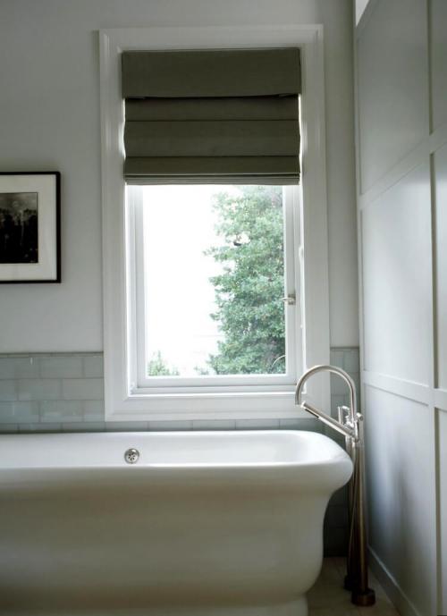 Как оформить маленькое окно в ванной. Декорирование окна в ванной комнате
