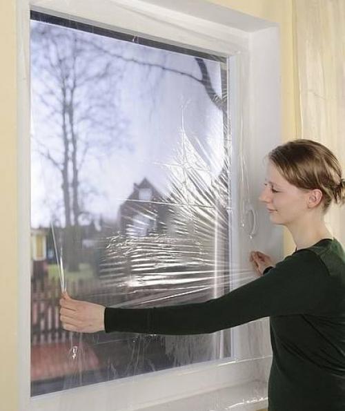 Чем замазать деревянные окна. Чем заделать щели в деревянных окнах?