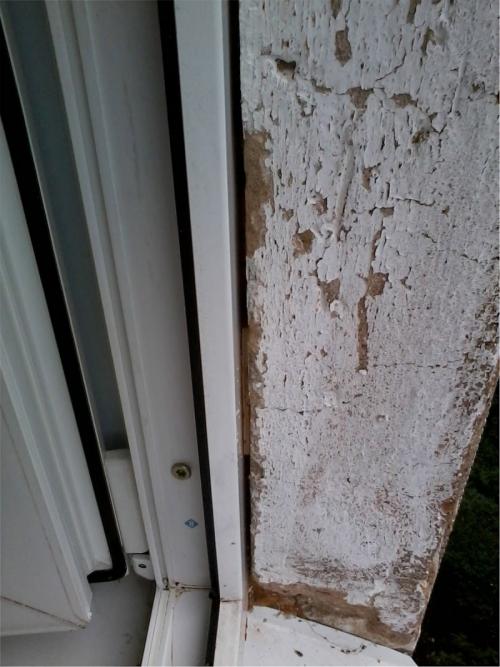 Как убрать щели в деревянных окнах. Как заделать щели в окнах