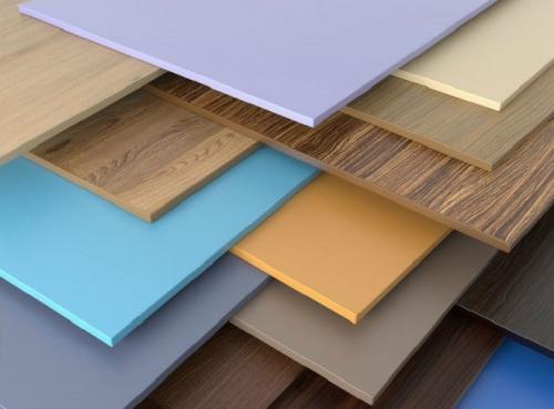 Подшивка потолка в деревянном доме. Чем зашить потолок: выбор материалов