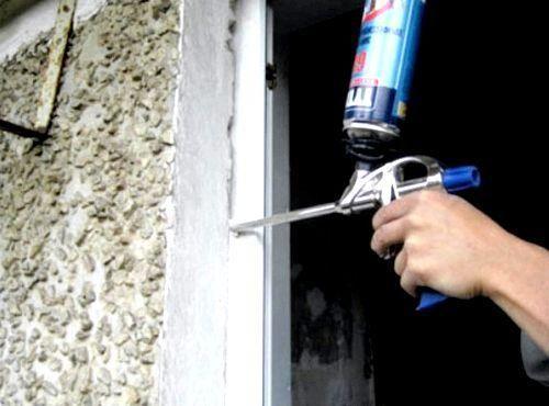 Чем заделать щель между окном и откосом. Аккуратный силиконовый шов в отделке и ремонте (жидкий пластик)