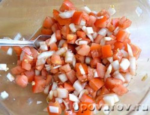 Брускетта с курицей и сыром