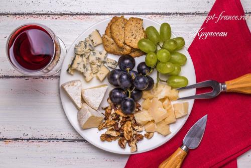 Сырная тарелка с медом. Cырная тарелка с медом 04