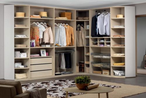 Шкафы угловые в зал. Примеры внутреннего наполнения шкафа