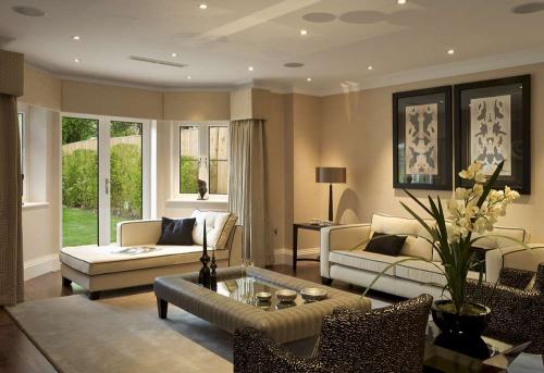 Сочетание цветов в интерьере серый и бежевый. Использование бежевого цвета в разных стилях интерьера 05