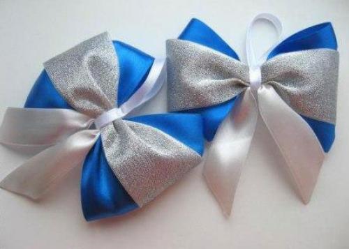 Как сделать бантик на новогодний шар. Как сделать бантики на елку своими руками, видео