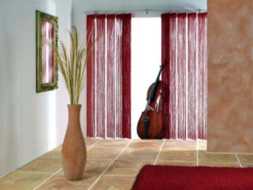 Шторы нити в интерьере. Преимущества и недостатки нитяных штор 08 Шторы нити в интерьере. Преимущества и недостатки нитяных штор 08