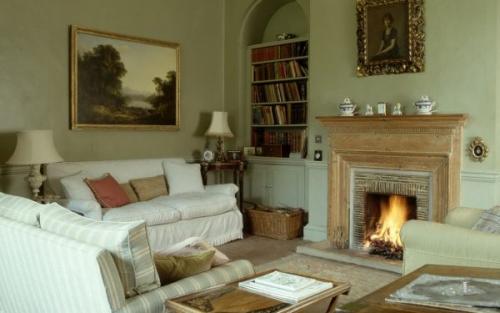 Как обустроить спальню с камином. Особенности маленькой гостиной с камином