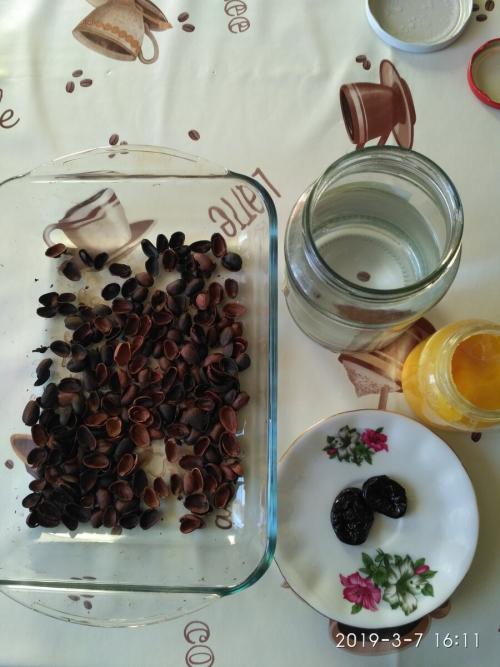 Скорлупа от фисташек в огороде. Настойка на скорлупе фисташек