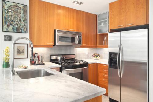 Как разместить на кухне бытовую технику. Как правильно разместить технику на кухне: 6 лучших вариантов 06 Как разместить на кухне бытовую технику. Как правильно разместить технику на кухне: 6 лучших вариантов 06