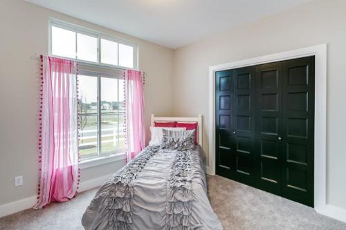 Интерьер с белыми стенами и светлым полом. Сочетание светлых полов с остальным интерьером