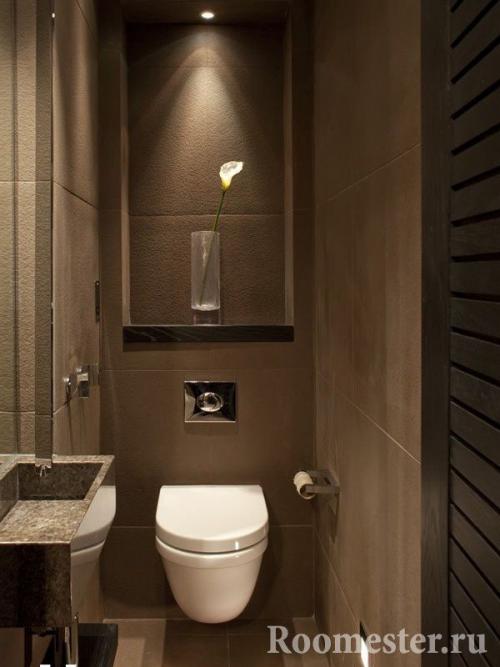 Туалет с окном. Цветовые решения