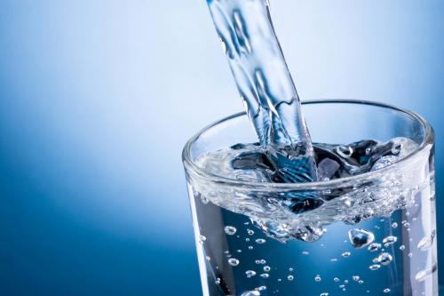 Зачем пить воду когда худеешь. 6 причин, почему от воды худеют