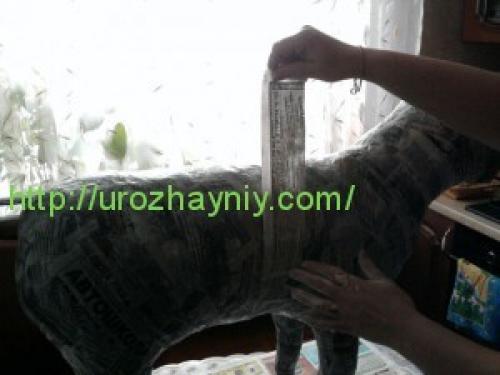 Корова из пластиковых бутылок своими руками. Бычок из пластиковой бутылки. Автор Ольга Короннова