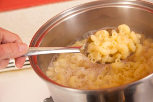 Соотношение макарон и воды при варке. Варим макароны правильно 06 Соотношение макарон и воды при варке. Варим макароны правильно 06