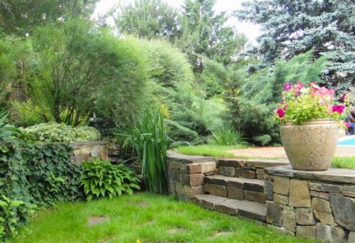 Подпорные стенки на участке. Правила устройства подпорных стенок