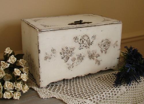 Покраска старого сундука. Общие действия по ремонту и декору