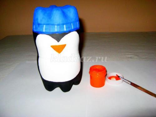 Как сделать пингвина из пластиковой бутылки. Маленький пингвин из пластиковой бутылки 26