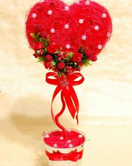 Как сделать топиарий в домашних условиях. Сердце из подручных материалов в домашних условиях ко Дню влюбленных (14 февраля)