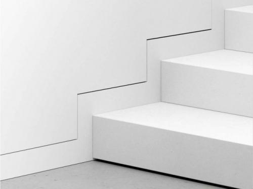 Плинтус скрытого монтажа под покраску. Скрытый плинтус. Технология и примеры применения