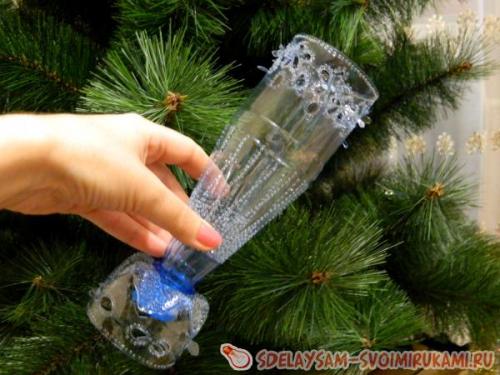 Как из пластиковой бутылки сделать вазу. Как сделать вазу из стеклянной бутылки 04
