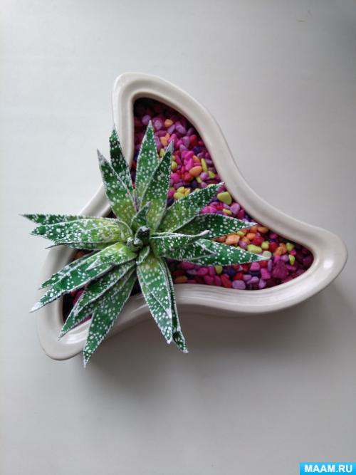 Поделки из яичных лотков для детей. 29 октября. Выставка поделок из яичных лотков на МААМ