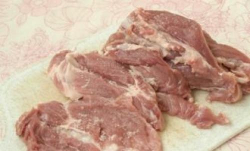 Как сделать мясо по-французски в духовке с картошкой. Мясо по-французски из свинины с картошкой в духовке