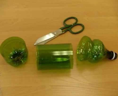 Новогодние поделки из пластиковых бутылок. Новогодние елочки из пластиковых бутылок