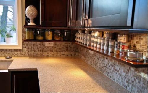 Системы хранения под мойкой. 	На маленькой кухне необходимо задействовать нестандартные места хранения