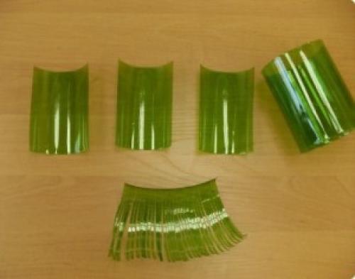 Новогодние поделки из пластиковых бутылок. Новогодние елочки из пластиковых бутылок