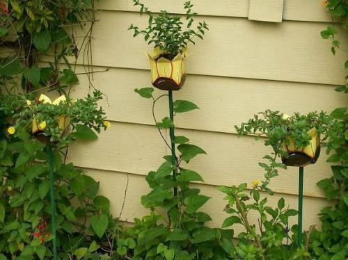 Как сделать кашпо для цветов из пластиковых бутылок своими руками. Удобное кашпо из пластиковой бутылки