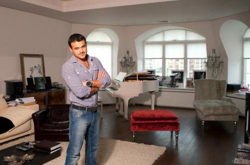 Дом Эмина Агаларова в баку. Эмин Агаларов построил для сыновей дворец со стеклянными стенами на берегу Каспийского моря