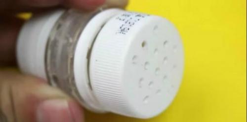 Лайфхаки из бутылок от шампуня. Необычная удобная воронка