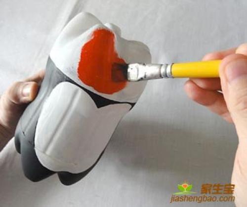 Пингвины из пластиковых бутылок своими руками. Забавные пингвины из пластиковых бутылок 06